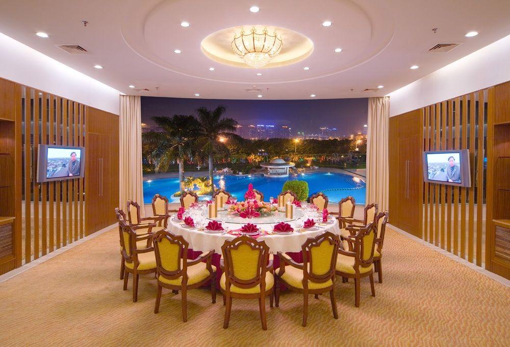 Ramada By Wyndham Pearl 4*