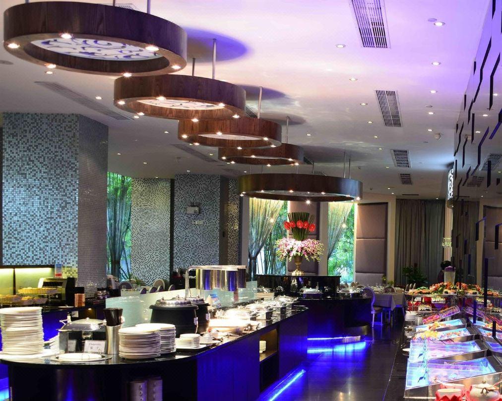 Ramada By Wyndham Pearl 4*