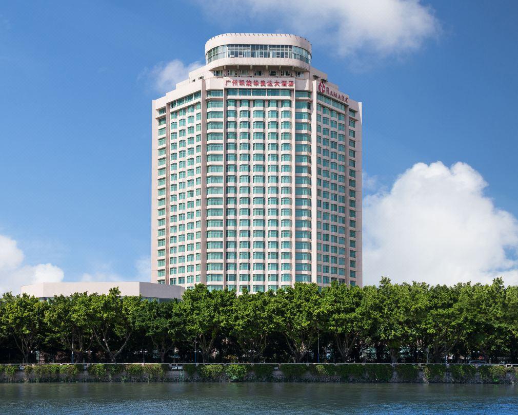 Ramada By Wyndham Pearl Hotel