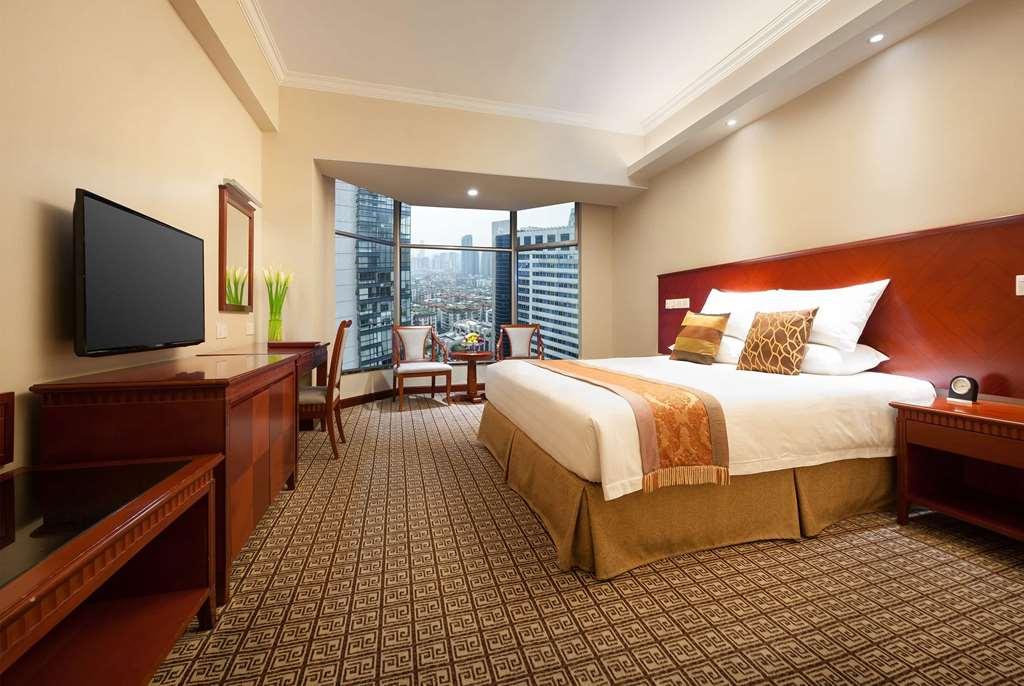 Hotel Ramada By Wyndham Pearl 4*
